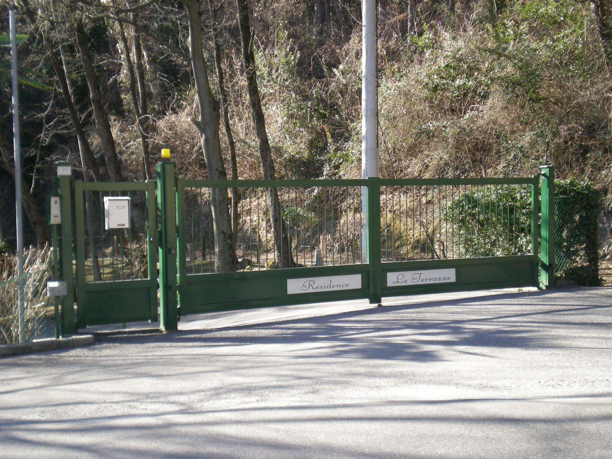 Le Terrazze Vista Lago Piscina Tennis Parking Wi-Fi Menaggio Exterior foto
